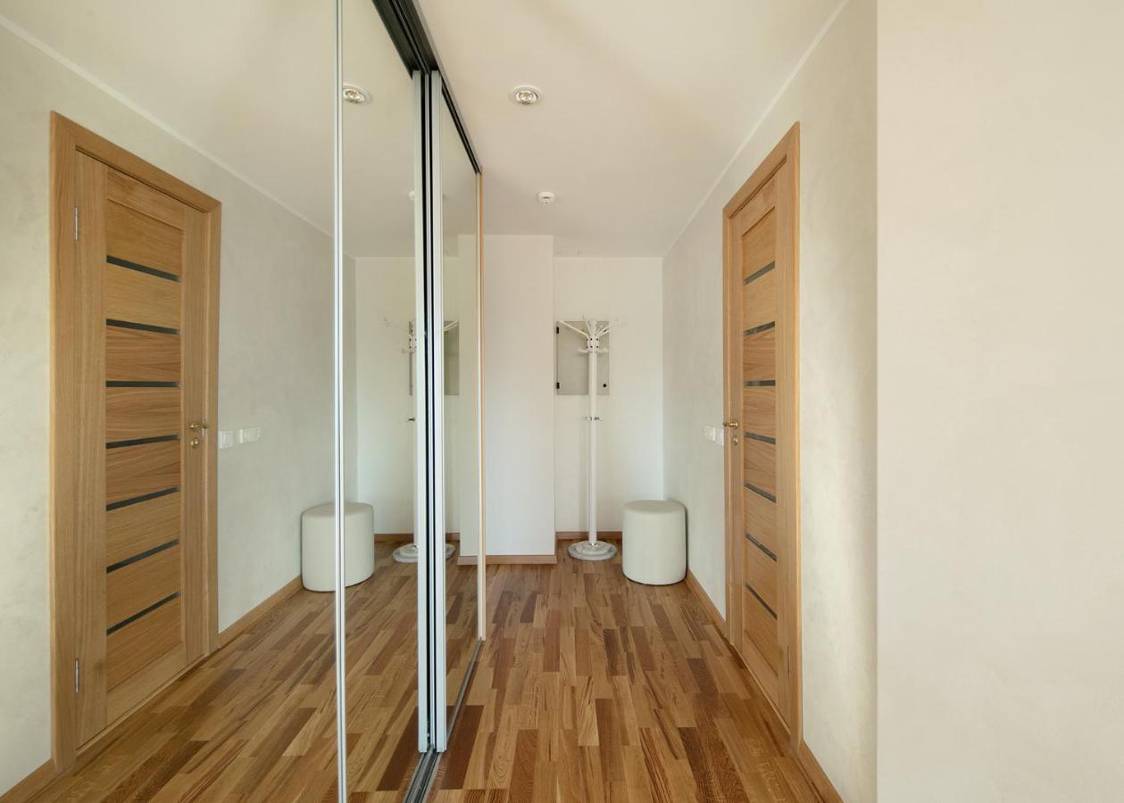 Cozy Lootsi Residence With Sauna And Balcony - Tallinn City Centre エクステリア 写真
