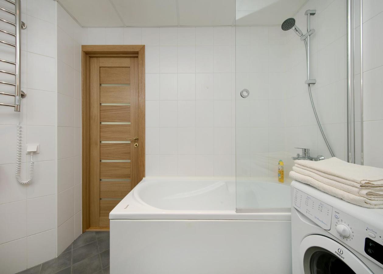 Cozy Lootsi Residence With Sauna And Balcony - Tallinn City Centre エクステリア 写真