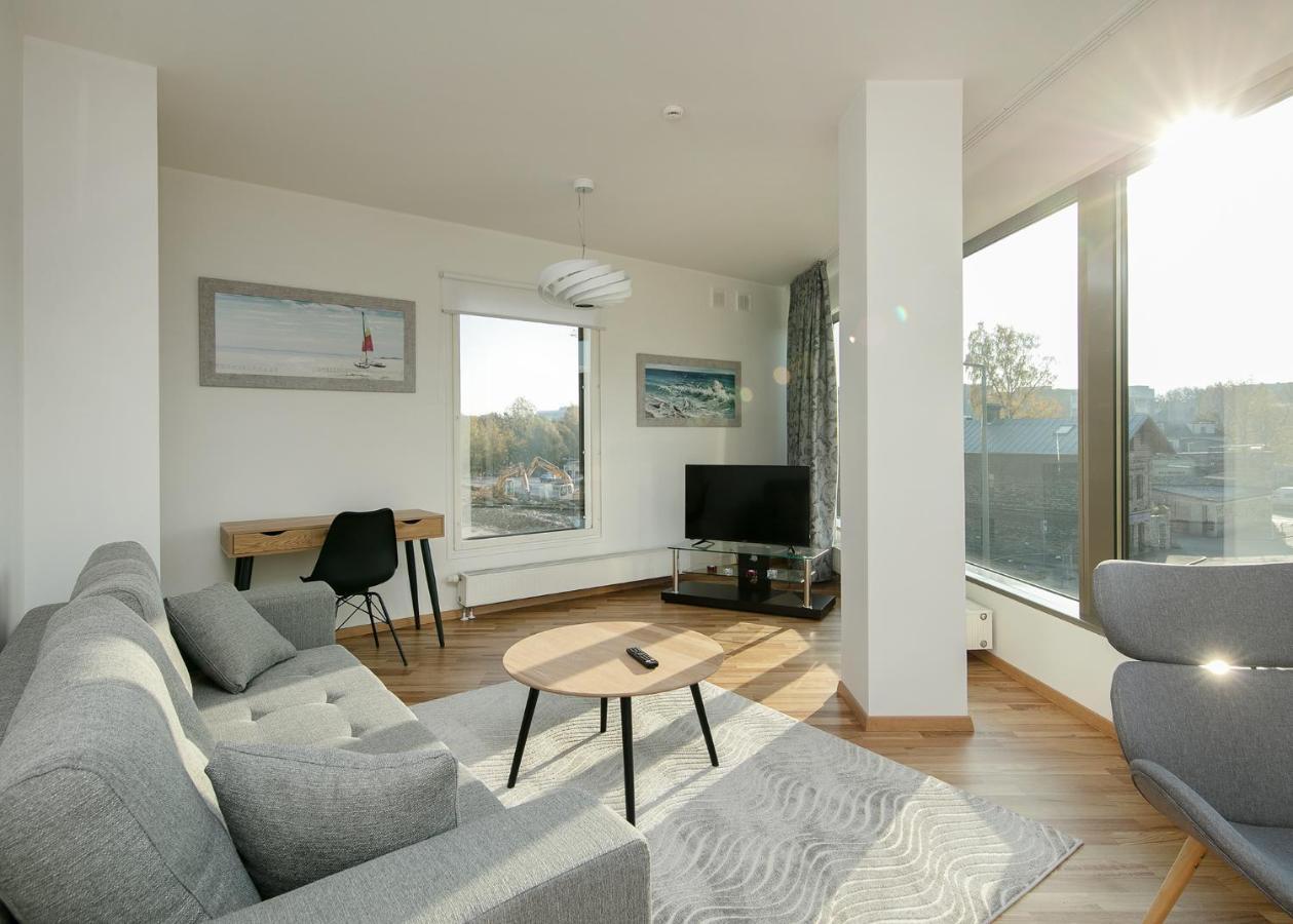Cozy Lootsi Residence With Sauna And Balcony - Tallinn City Centre エクステリア 写真
